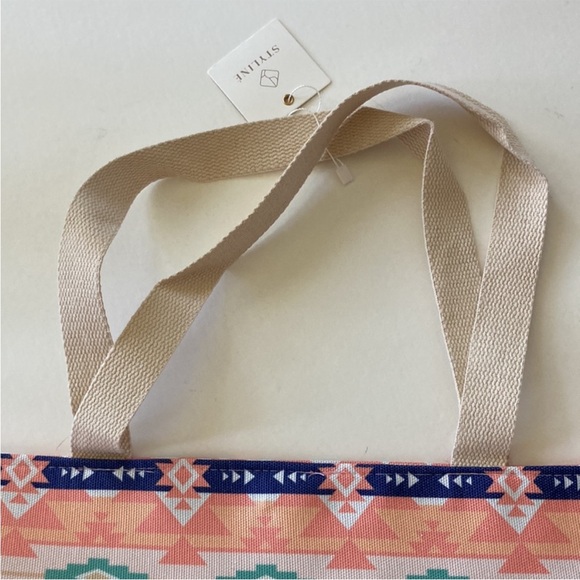 Jumbo Boho Aztec Print Beach Tote - Picture 3 of 11